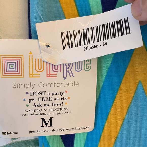 NWT LuLaRoe dress Scoop neck Mid-length sleeves Fitted bodice A-line skirt Sz M - Picture 6 of 7